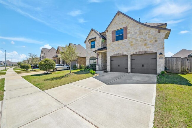 property at 2122 Mallow Ln