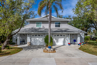 Golf Green in Venice, FL - Building Photo - Building Photo