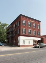 224 Main St in Athol, MA - Building Photo