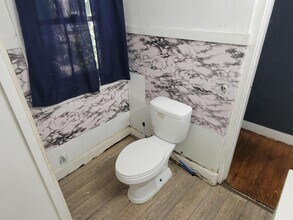 1249 Wilson Dr in Dayton, OH - Foto de edificio - Building Photo