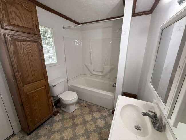 property at 10110 Parkview Ave