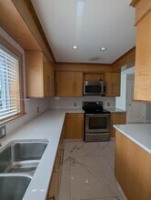 20830 NW 34th Ave in Miami Gardens, FL - Building Photo - Building Photo