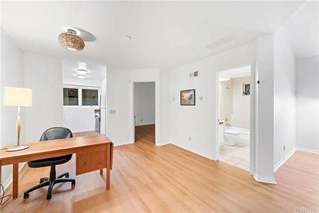 3022 Calle Frontera in San Clemente, CA - Foto de edificio - Building Photo