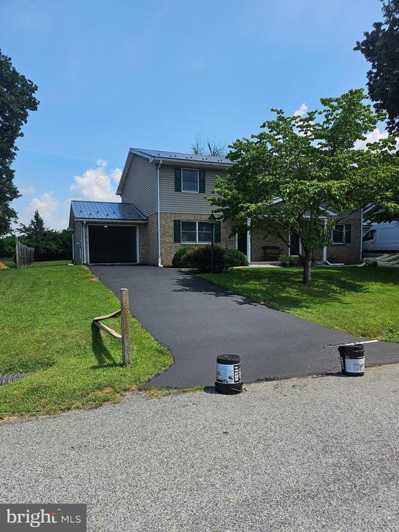 14786 Sherwood Dr in Greencastle, PA - Building Photo - Building Photo