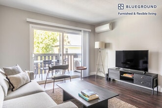 655 S Fair Oaks Ave, Unit FL3-ID373 in Sunnyvale, CA - Building Photo - Building Photo