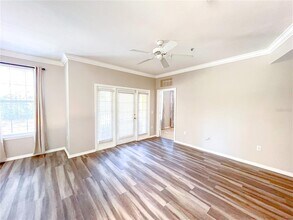 2211 NW 16th Terrace in Gainesville, FL - Foto de edificio - Building Photo