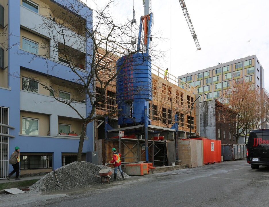 614-626 Alexander St in Vancouver, BC - Building Photo