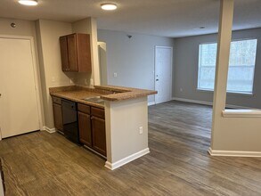 2411 Hill St in Raleigh, NC - Building Photo - Building Photo