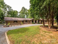 3891 Marlette Dr in York, SC - Building Photo - Building Photo