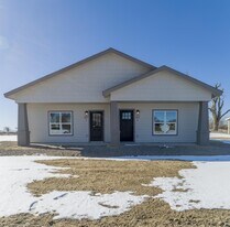 304 W Truman Dr in Olney Springs, CO - Building Photo