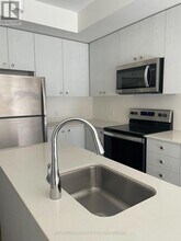 10 Palace St in Kitchener, ON - Building Photo - Building Photo