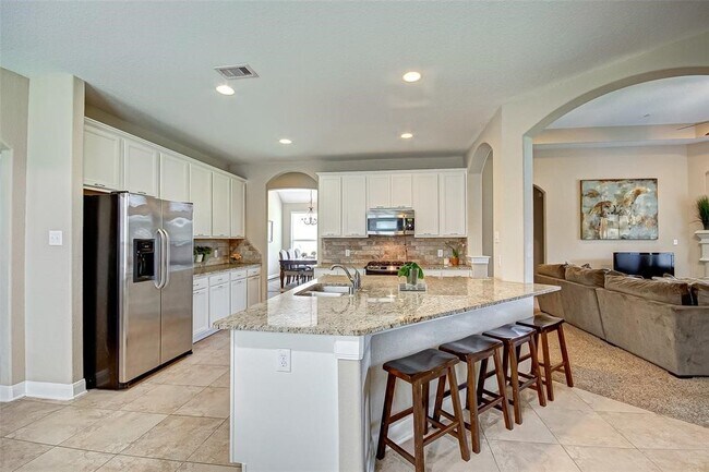property at 6 Galleta Ct