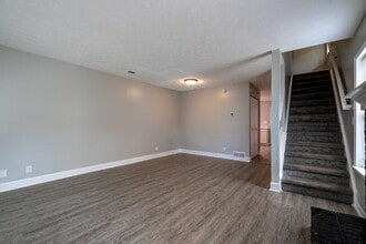 6676 Chupp Rd in Lithonia, GA - Building Photo - Building Photo