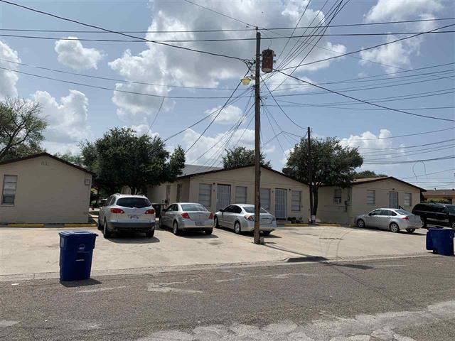 2803 Okane St in Laredo, TX - Building Photo