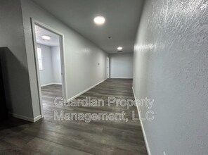 123.5 N Main St in Maryville, MO - Building Photo - Building Photo