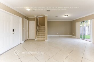 16201 SW 141st Ave in Miami, FL - Foto de edificio - Building Photo