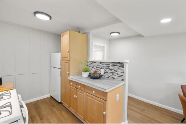 property at 19046 Laurel Dr