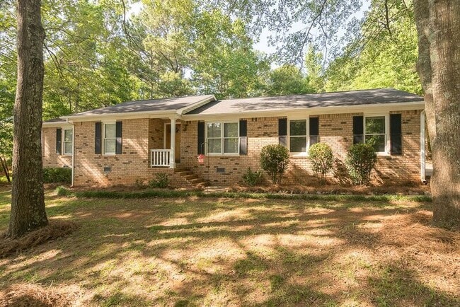 321 Oak Meadows Dr in Athens, GA - Building Photo - Building Photo