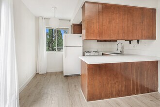 3615 Veteran Ave in Los Angeles, CA - Building Photo - Building Photo