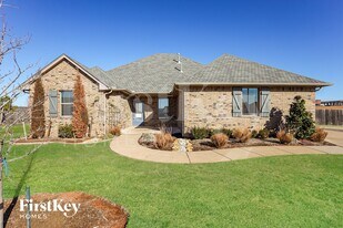 3901 NW 166th Terrace in Edmond, OK - Building Photo
