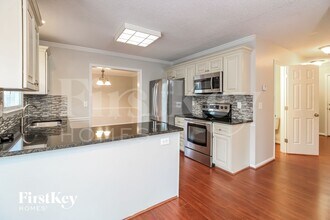 1608 Ballard Ct in Kernersville, NC - Building Photo - Building Photo