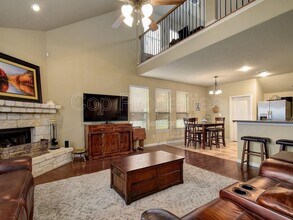 1435 Sparrow Song in San Antonio, TX - Building Photo - Building Photo