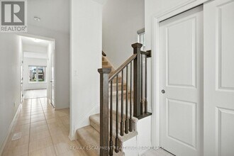 25 Saffron Way in Pelham, ON - Building Photo - Building Photo