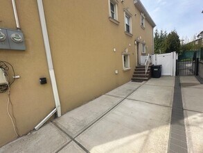 15-60-60 209th St in Queens, NY - Building Photo - Building Photo