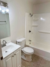 149 N Commonwealth Ave in Los Angeles, CA - Building Photo - Building Photo