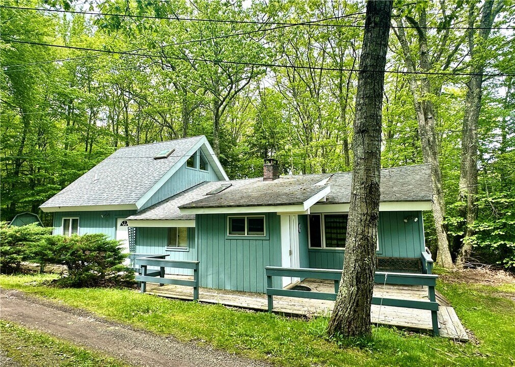 50 Galli Curci Rd in Highmount, NY - Building Photo