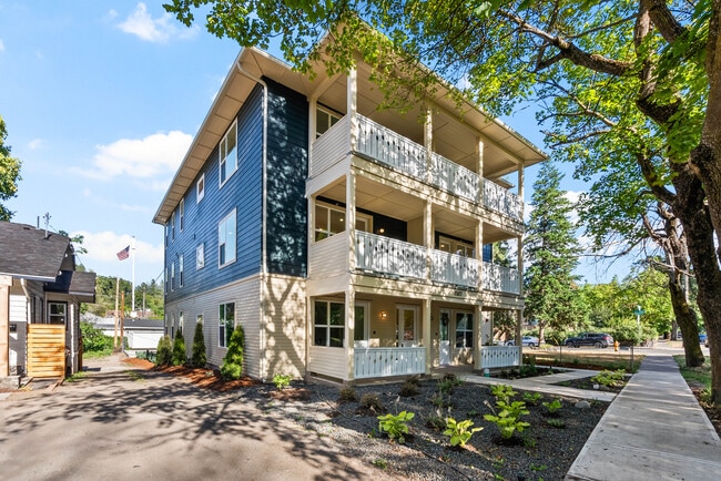 Manito 6 in Spokane, WA - Foto de edificio - Building Photo