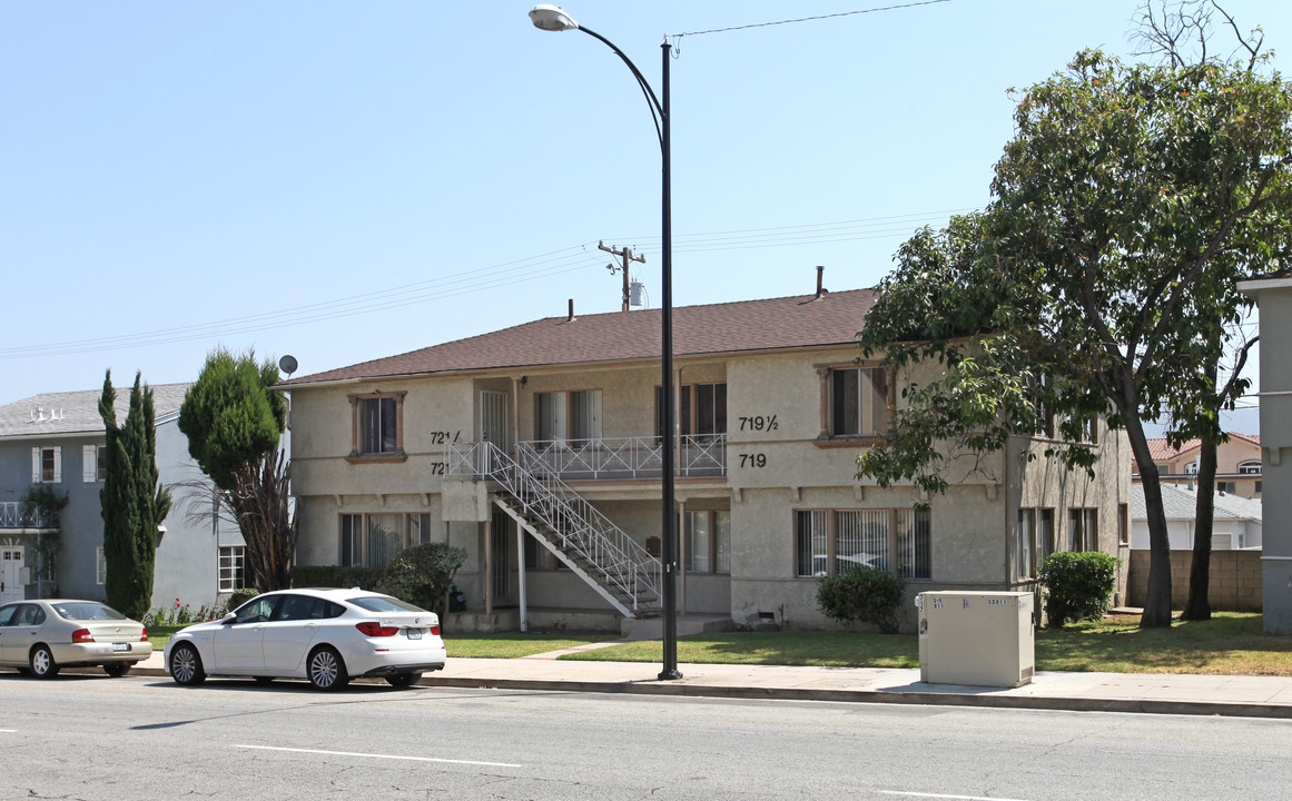 719-721 S Glenoaks Blvd in Burbank, CA - Building Photo