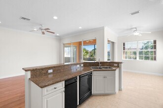 8098 NW 128th Ln in Parkland, FL - Building Photo - Building Photo