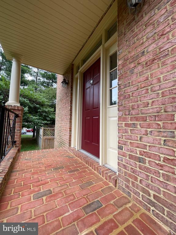 property at 9715 Whitley Park Pl