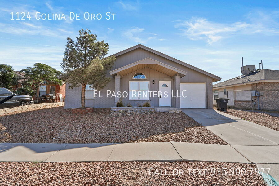 1124 Colina De Oro St in Horizon City, TX - Building Photo