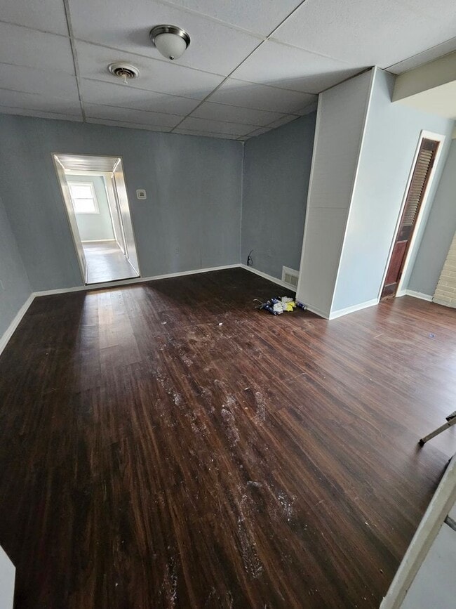 647 E 11th St in Erie, PA - Building Photo - Building Photo