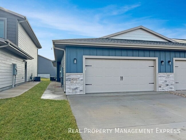 property at 9707 W Broek Dr