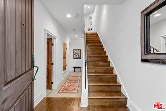 1619 Artesia Blvd in Manhattan Beach, CA - Building Photo - Building Photo