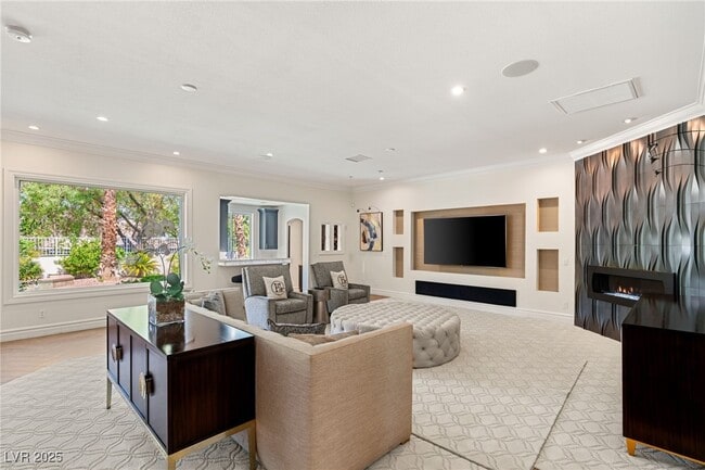2272 Coral Ridge Ave