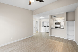 Junction at 7760 in Dallas, TX - Building Photo - Interior Photo