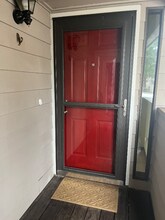 7511 N Edgewater Ave in Portland, OR - Foto de edificio - Building Photo