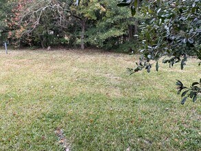 5205 Hollycrest Dr in Jacksonville, FL - Building Photo - Building Photo