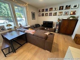 226 Princeton St in Boston, MA - Building Photo