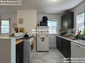 246 Brookline St in Cambridge, MA - Building Photo - Building Photo