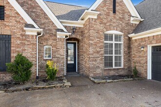 7182 Carriebrook Dr in Olive Branch, MS - Building Photo - Building Photo