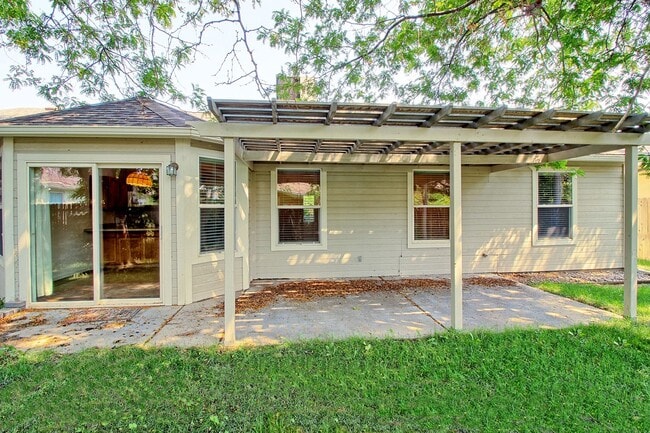 property at 598 Garnet Dr