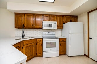 13 Yorkshire Dr in Columbia, MO - Building Photo - Building Photo