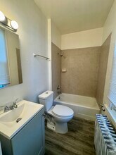 1622 Washington St in Davenport, IA - Foto de edificio - Building Photo