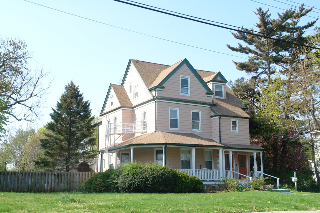 140 Franklin Ave in Long Branch, NJ - Building Photo