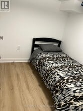 390 Lake Promenade in Toronto, ON - Building Photo - Building Photo